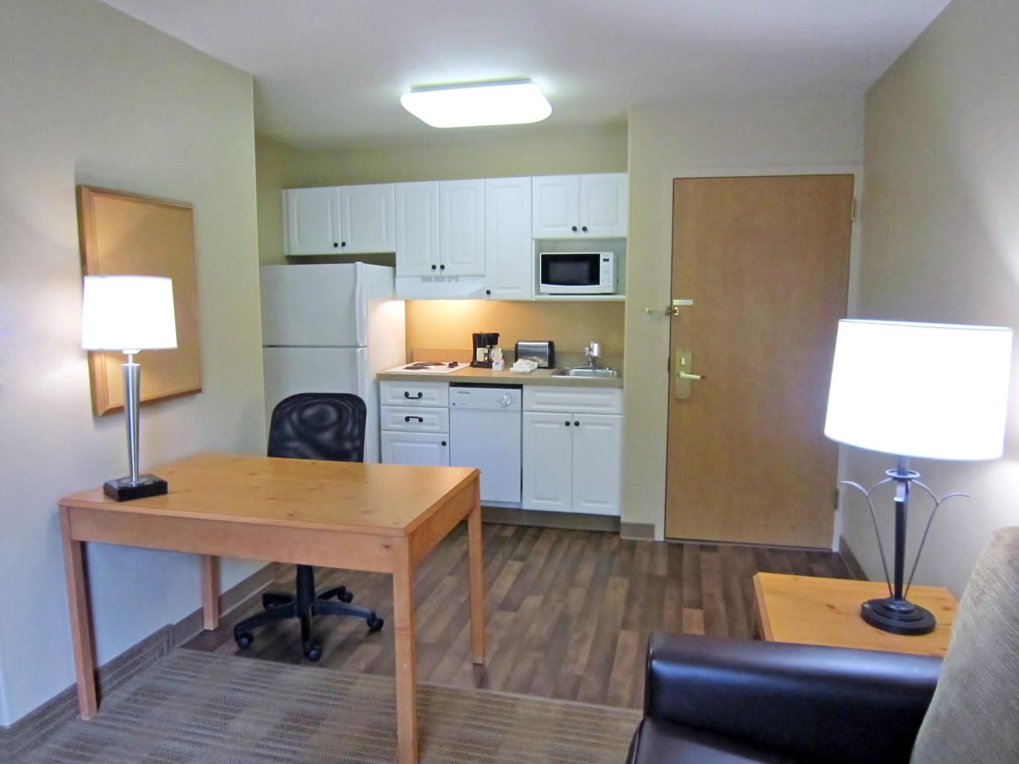 Extended Stay America Suites - Boston - Waltham - 52 4Th Ave Dış mekan fotoğraf