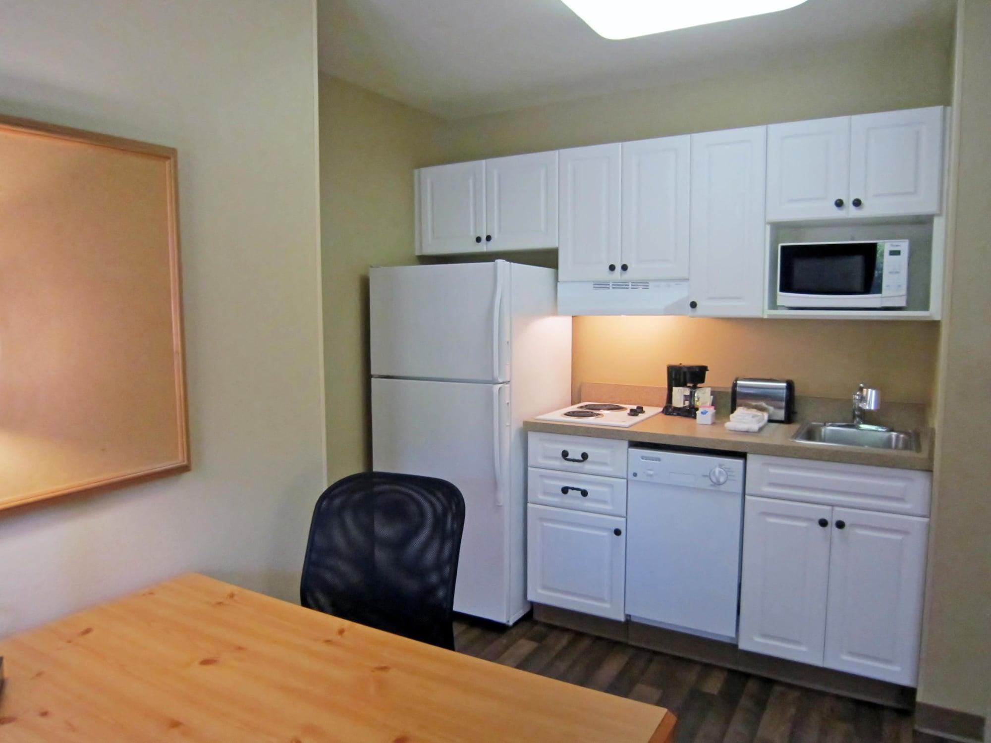 Extended Stay America Suites - Boston - Waltham - 52 4Th Ave Dış mekan fotoğraf