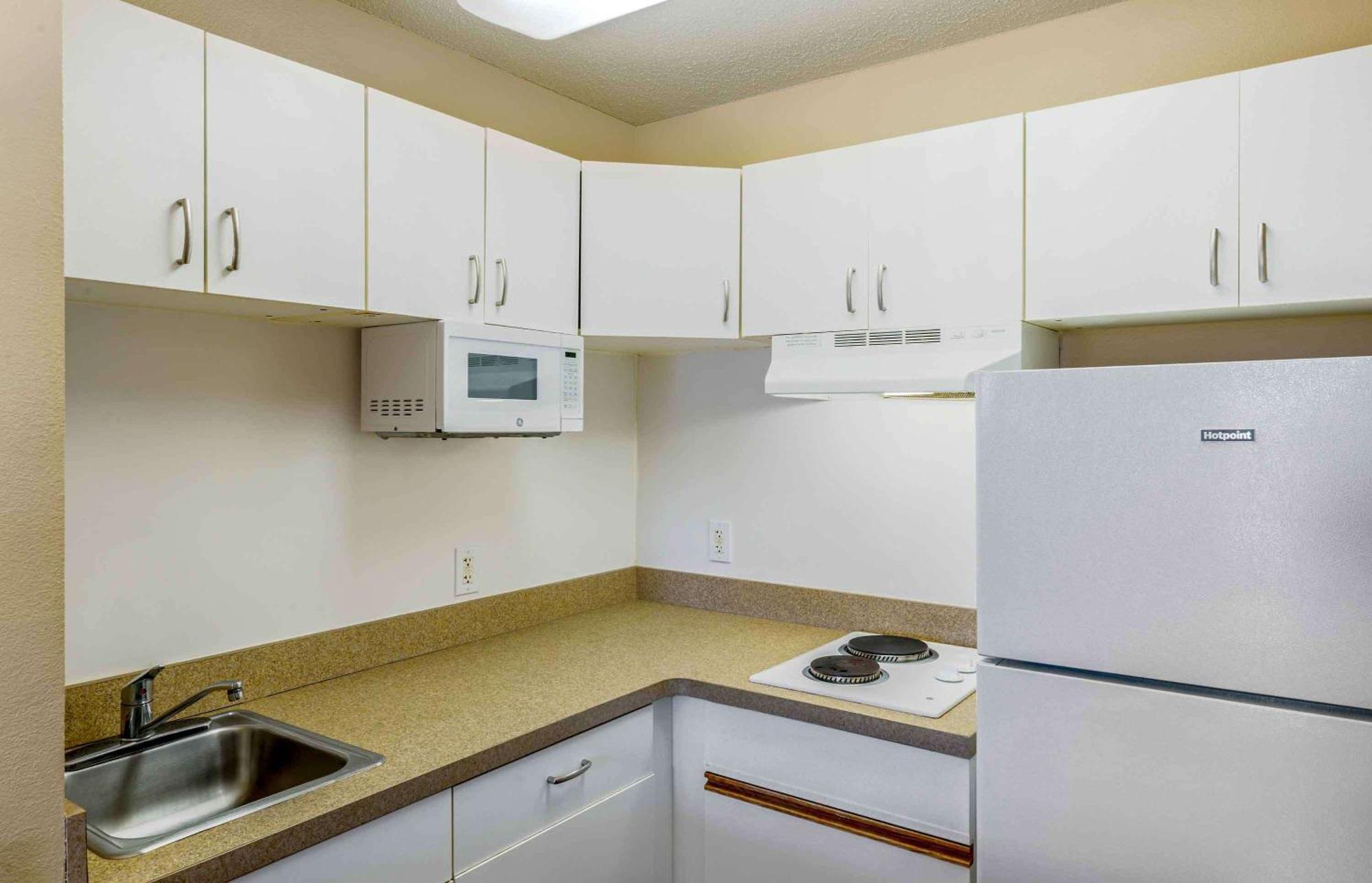 Extended Stay America Suites - Boston - Waltham - 52 4Th Ave Dış mekan fotoğraf
