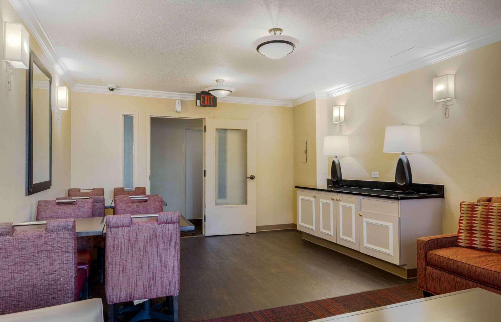 Extended Stay America Suites - Boston - Waltham - 52 4Th Ave Dış mekan fotoğraf